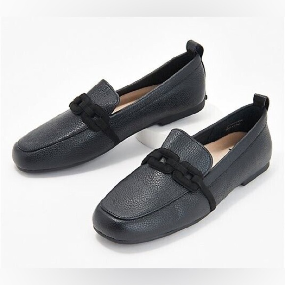 New Isaac Mizrahi Live Black Leather Driving Moccasins With Covered Chain Sz 5.5 - Picture 1 of 10